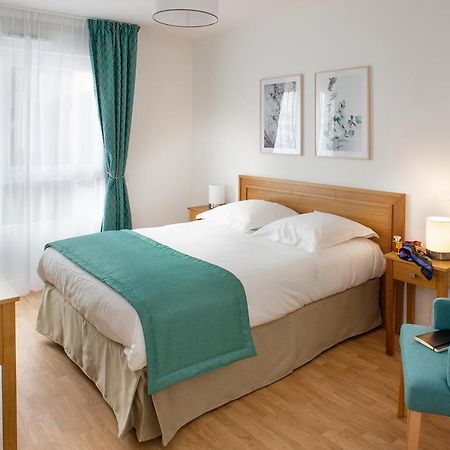 Domitys - Galilee Aparthotel Cergy Exterior photo