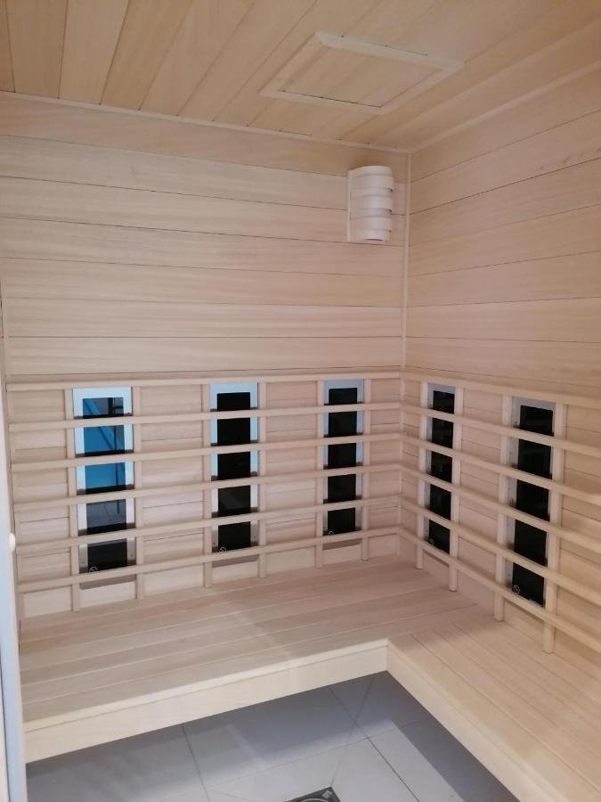 Domitys - Galilee Aparthotel Cergy Exterior photo